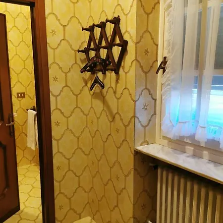 - Residenza Elvezia アパート